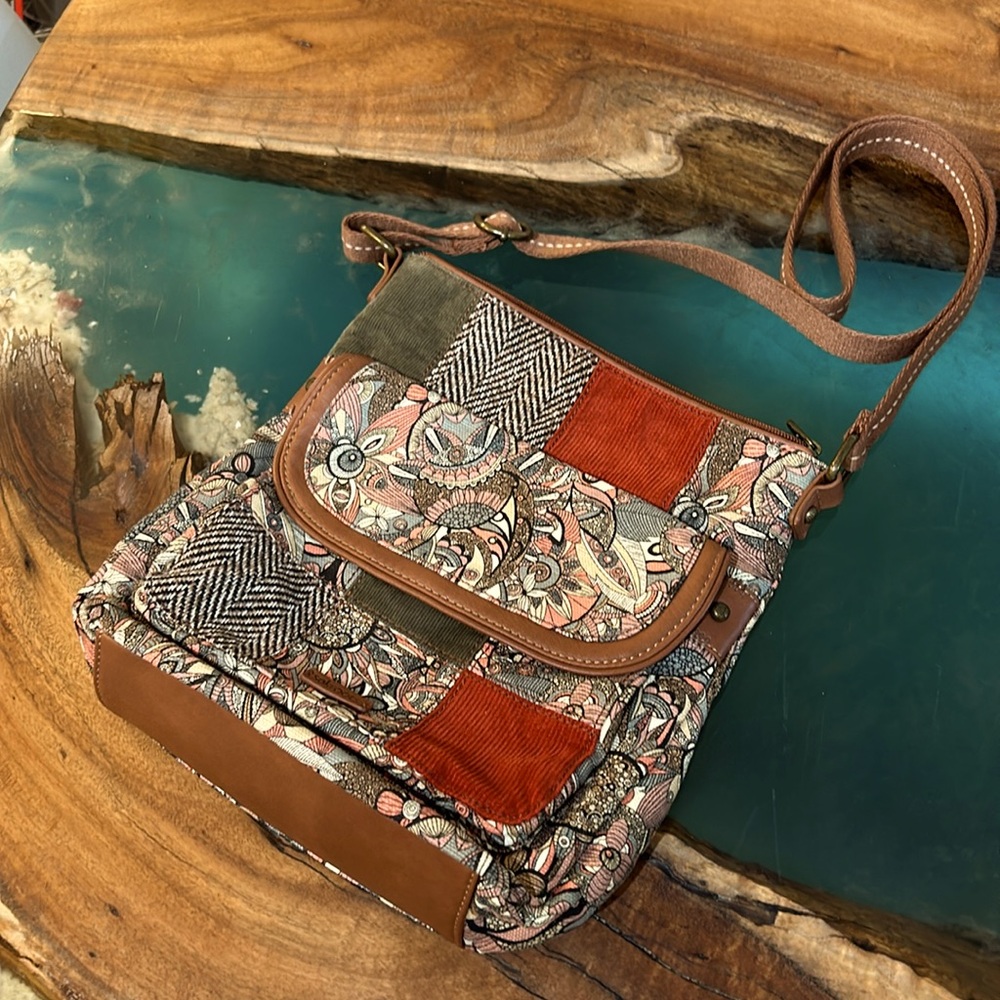 Sakroots Large Crossbody Patchwork Bag!!! - image 1